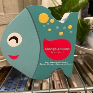 Spongellé Sponge Animals Fish-Shaped Body Wash